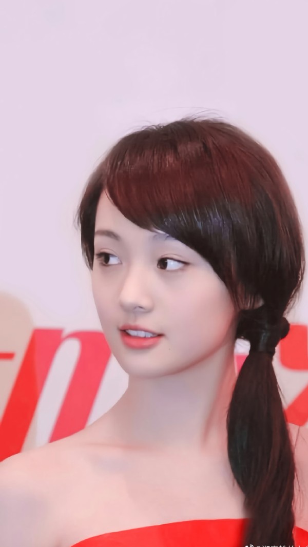 呱呱吃瓜爆料黑料网曝门黑料：张馨予游戏圈新代言引关注