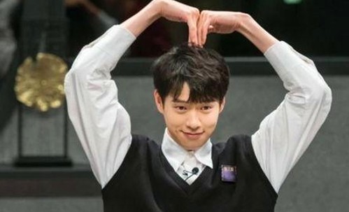 每日吃瓜黑料揭秘娱乐圈吃瓜新动态