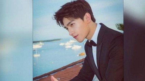 吃瓜表情背后的真实含义与娱乐圈内涵解析